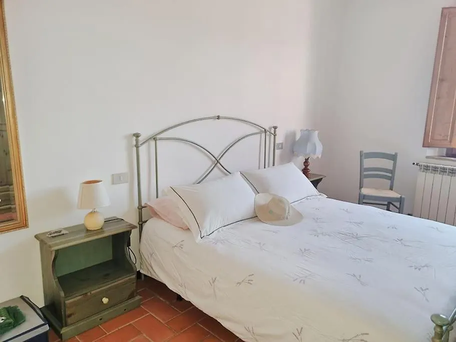 * Apartment In Barga Old Town With Amazing Views
